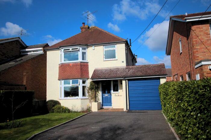 4 Bedroom Detached House To Rent In West End, GU24