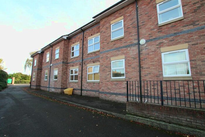 2 Bedroom Property To Rent In Thorn Road, Hedon, Hull, HU12