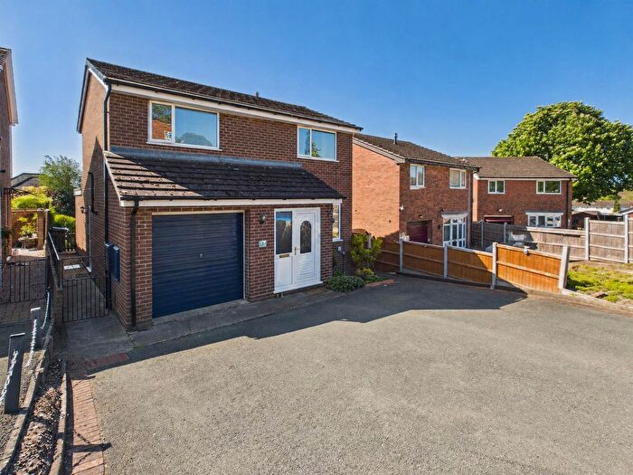 3 Bedroom Detached House For Sale In Ardmillan Court, Oswestry, SY11