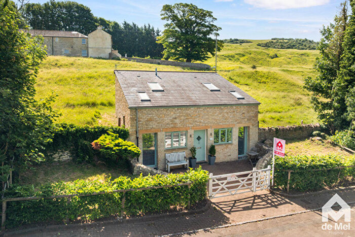 2 Bedroom Cottage For Sale In Cleeve Hill, Cheltenham, Gloucestershire, GL52