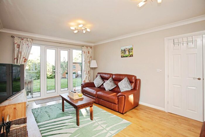 4 Bedroom Detached House For Sale In Lionel Close, Nuneaton, CV10