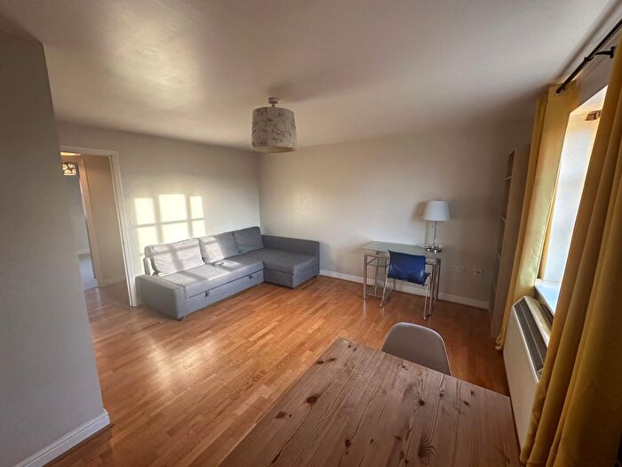 2 Bedroom Flat To Rent In Otter Close, London, E15