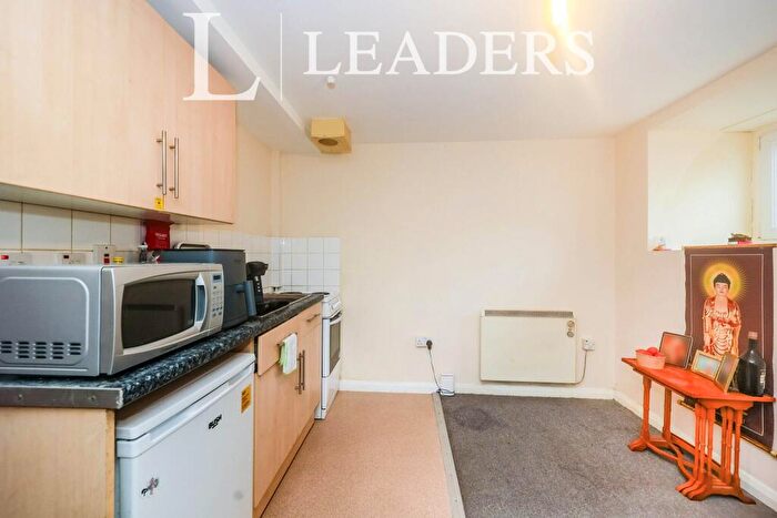 Studio To Rent In London Road, Portsmouth, PO2