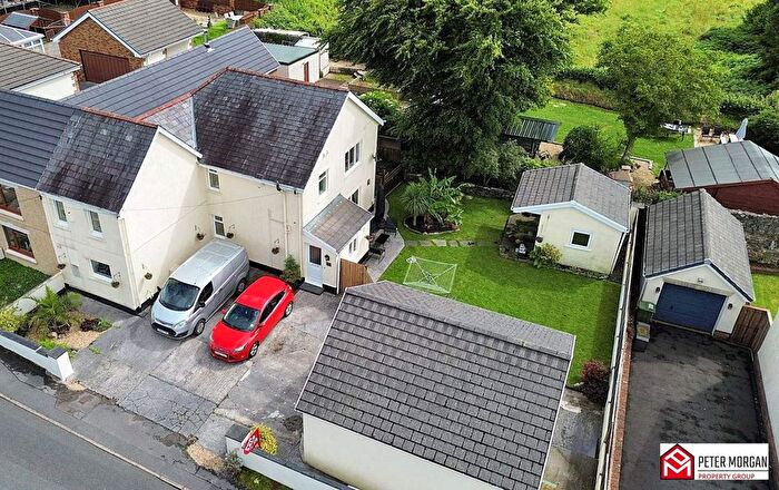 3 Bedroom Semi-Detached House For Sale In Heol Y Meinciau, Pontyates, Llanelli, West Glamorgan, SA15