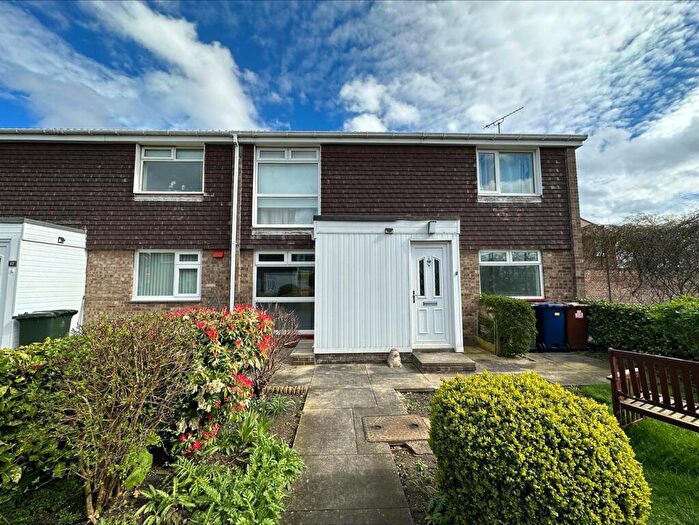 2 Bedroom Flat To Rent In Trentham Avenue, Benton, Newcastle Upon Tyne, NE7