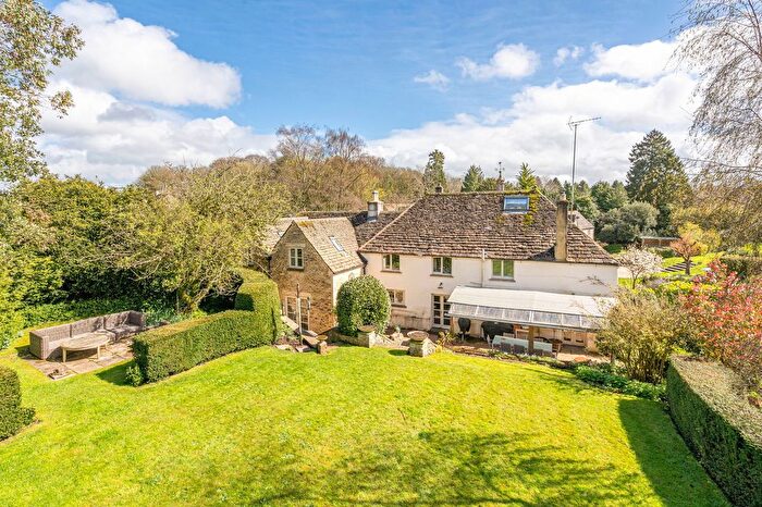 4 Bedroom Cottage For Sale In Kingscote, Tetbury, GL8