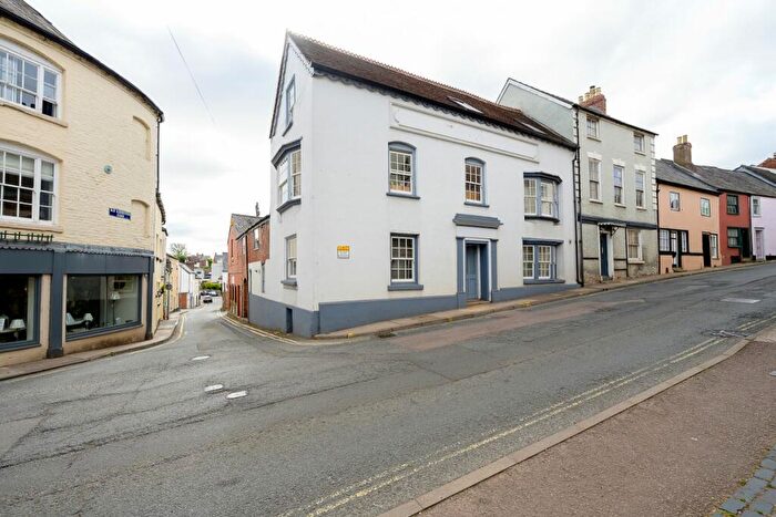 1 Bedroom Flat To Rent In Copse Cross Street, HR9