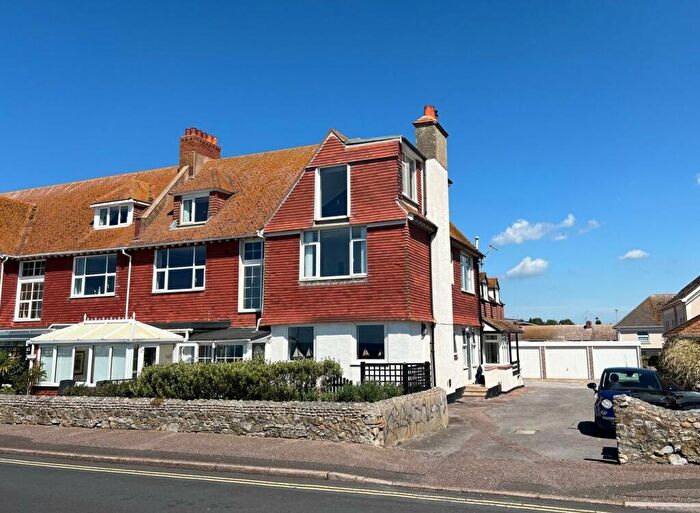 3 Bedroom Apartment For Sale In East Walk, Seaton, Devon, EX12
