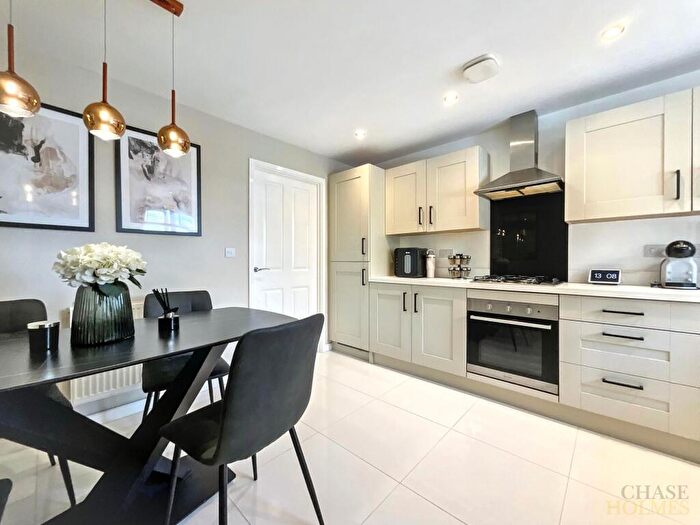 3 Bedroom End Of Terrace House For Sale In Rother Close, Hebburn, NE31