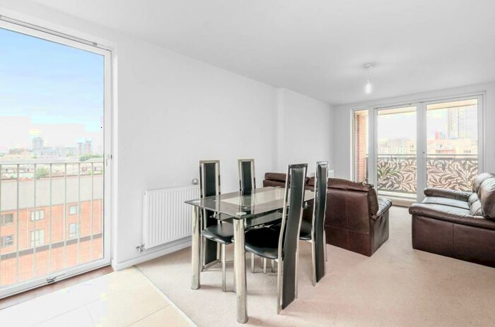 2 Bedroom Flat To Rent In Pandora Court, Canning Town, London, E16