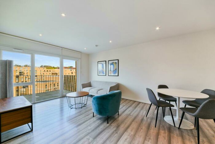 2 Bedroom Apartment To Rent In Foxglove Apartments, Mill Hill, London, NW7