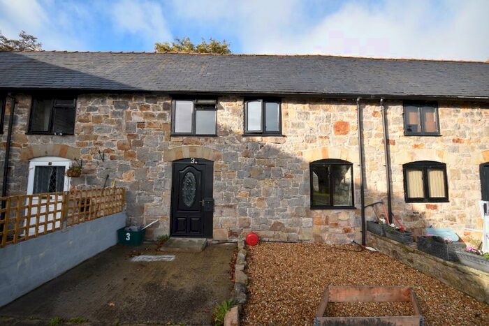 2 Bedroom Cottage To Rent In Pentre, Chirk, LL14