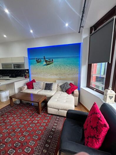 2 Bedroom Flat To Rent In York Street, Glasgow, G2