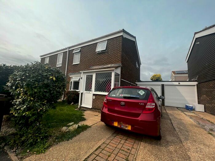 3 Bedroom Semi-Detached House To Rent In Avon Close, Lee-On-Solent, PO13