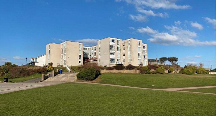 1 Bedroom Flat To Rent In Sea Point, Barry, CF62