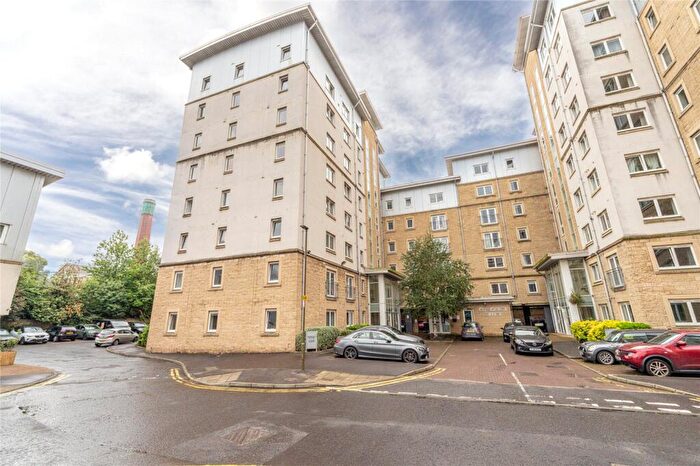 1 Bedroom Flat For Sale In / Pilrig Heights, Edinburgh, EH6