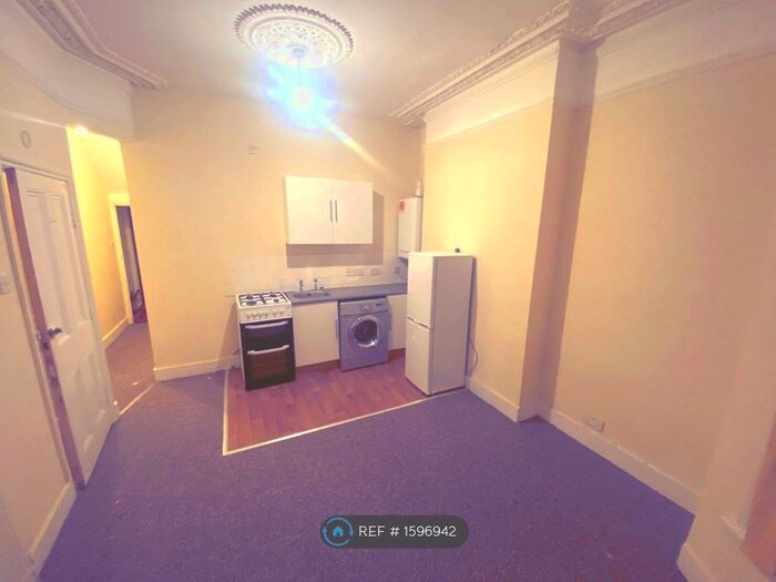 1 Bedroom Semi-Detached House To Rent In Elgin Road, Ilford, IG3