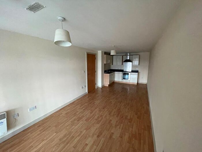 2 Bedroom Apartment To Rent In Lovell House Leeds, LS7