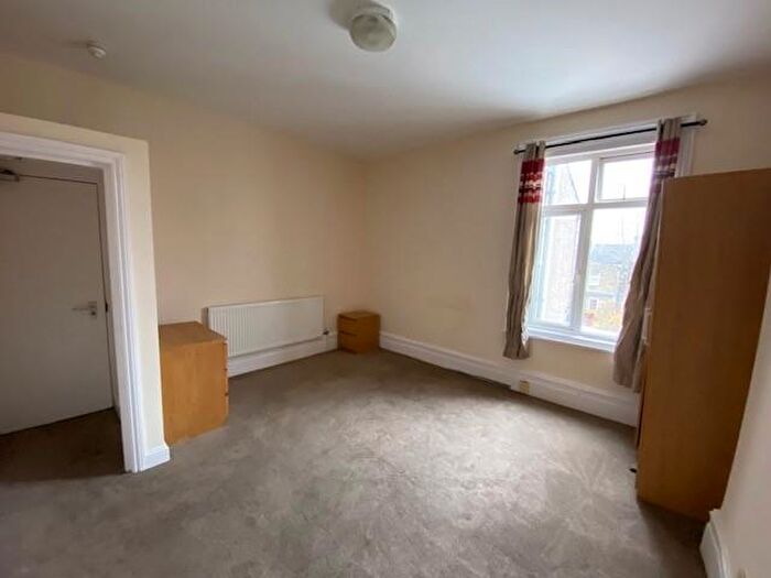 1 Bedroom House Of Multiple Occupation To Rent In Liverpool Road, Thornton Heath, CR7