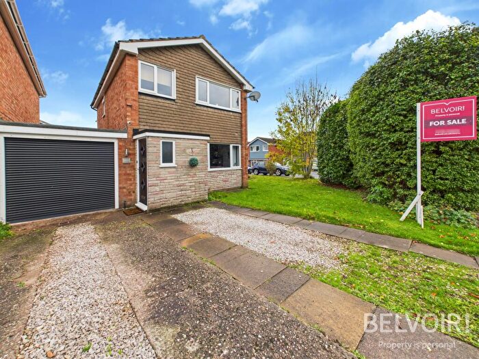 3 Bedroom Detached House For Sale In Bradshaw Way, Stafford, ST16