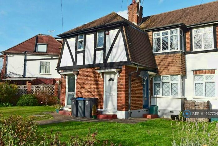 2 Bedroom Maisonette To Rent In Tudor Drive, Kingston Upon Thames, KT2