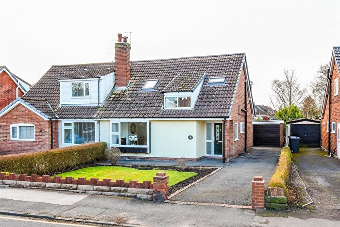 3 Bedroom Semi Detached Bungalow For Sale In Station Road, New Longton, Preston, PR4