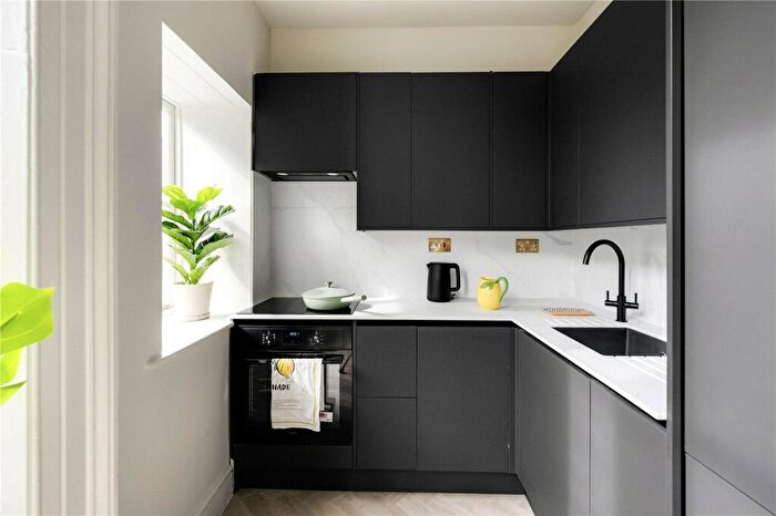 1 Bedroom Apartment For Sale In St. Pauls Road, Clifton, Bristol, BS8