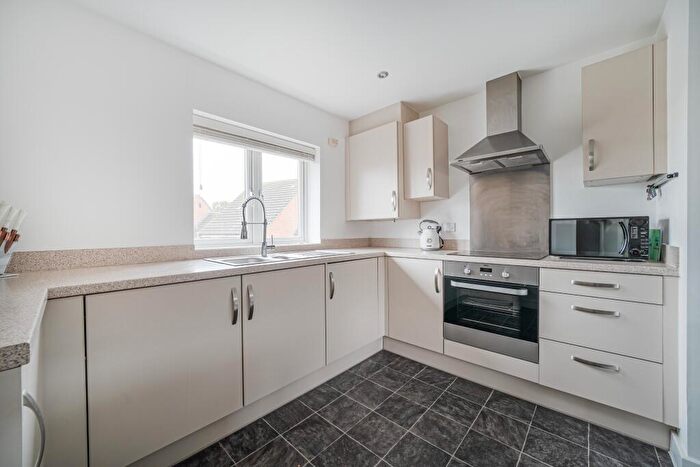 2 Bedroom Coach House For Sale In Masham Walk, Andover, SP11