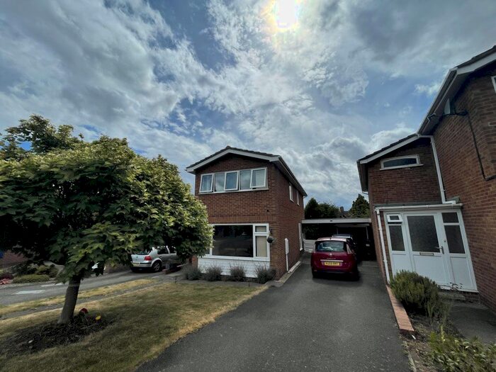 3 Bedroom Detached House To Rent In Rydal Avenue, Loughborough, LE11