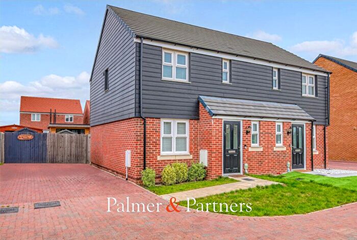 3 Bedroom Semi-Detached House For Sale In Otter Way, Clacton-on-Sea, Essex, CO16