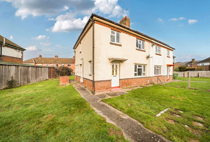 4 Bedroom Semi Detached House For Sale In Avon Road, Cheltenham, Gloucestershire, GL52