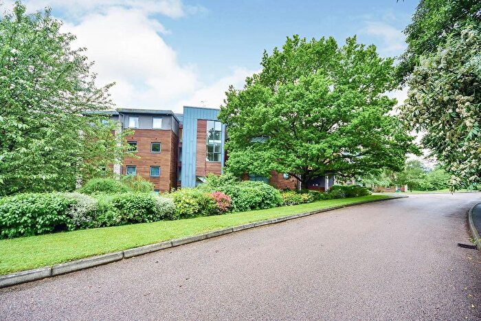 2 Bedroom Flat To Rent In Sandling Lane, Maidstone, Kent, ME14