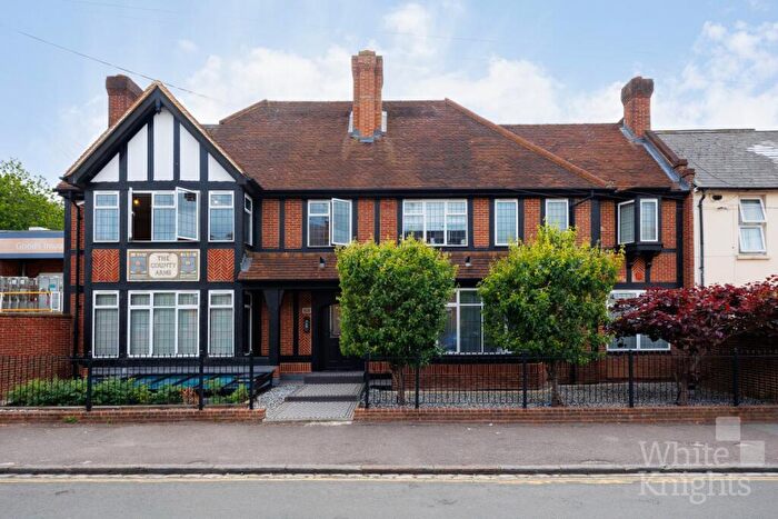 1 Bedroom Apartment For Sale In Watlington Street, Reading, Berkshire, RG1