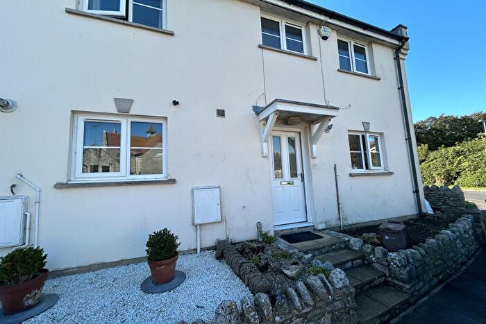 3 Bedroom Detached House To Rent In Portland, DT5