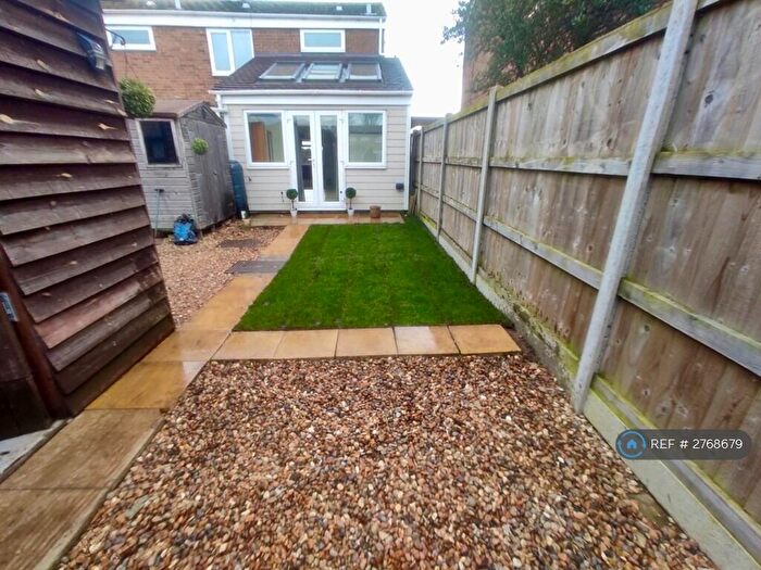 3 Bedroom End Of Terrace House To Rent In Meadow Close, Witchford, Ely, CB6