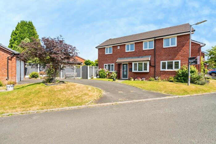 4 Bedroom Detached House For Sale In Brambling Drive, Bolton, Lancashire, BL5
