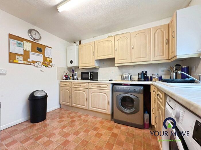 2 Bedroom Bungalow For Sale In Violet Avenue, Ramsgate, Kent, CT12
