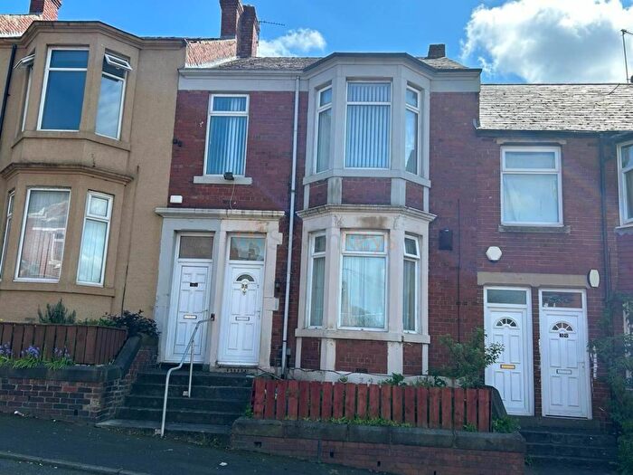 2 Bedroom Flat To Rent In Saltwell Street, Gateshead, Tyne And Wear, NE8