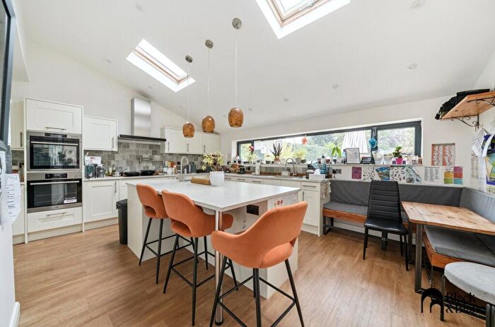 5 Bedroom Detached House To Rent In Wickham Road, Croydon, Surrey, CR0