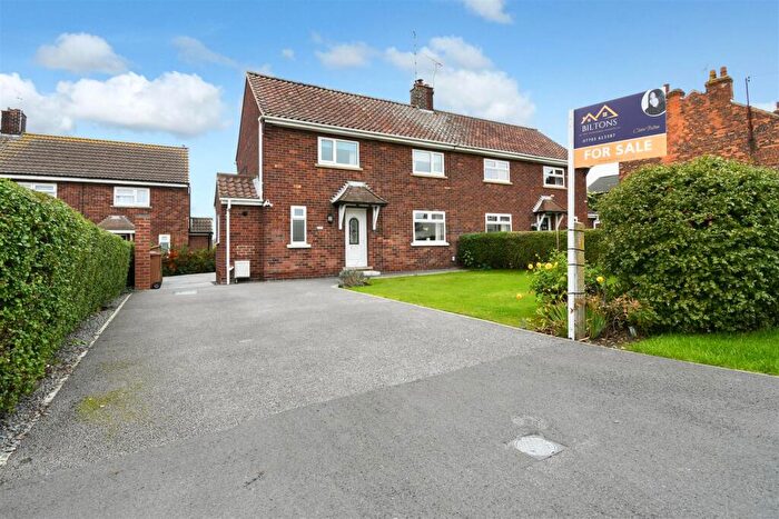 3 Bedroom Semi-Detached House For Sale In Kings Road, Barnetby, DN38