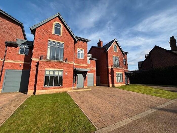 5 Bedroom House To Rent In Skylark Close, Didsbury, Manchester, M20