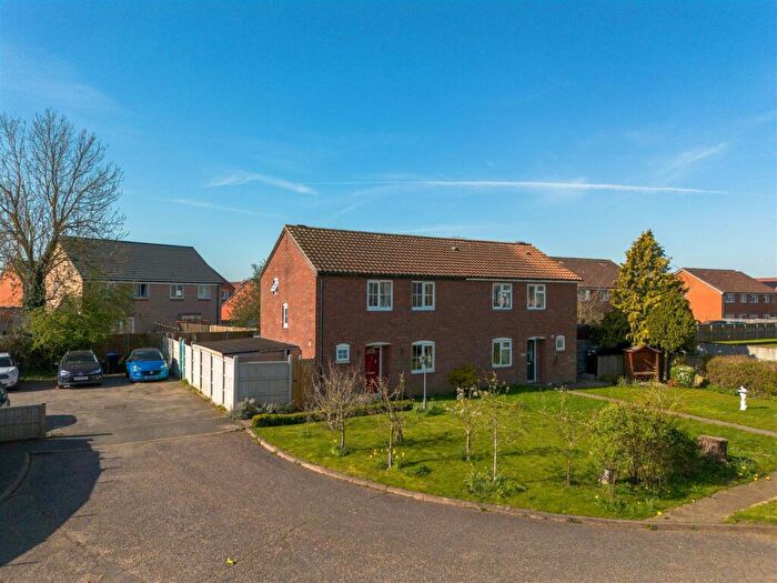 3 Bedroom Semi Detached House For Sale In Mutton Meadow, Old Newton, Stowmarket, IP14