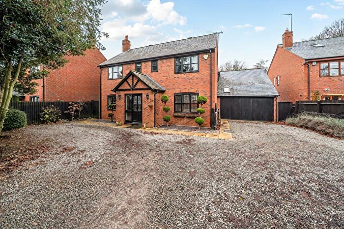4 Bedroom Detached House For Sale In Finmere, Buckinghamshire, MK18