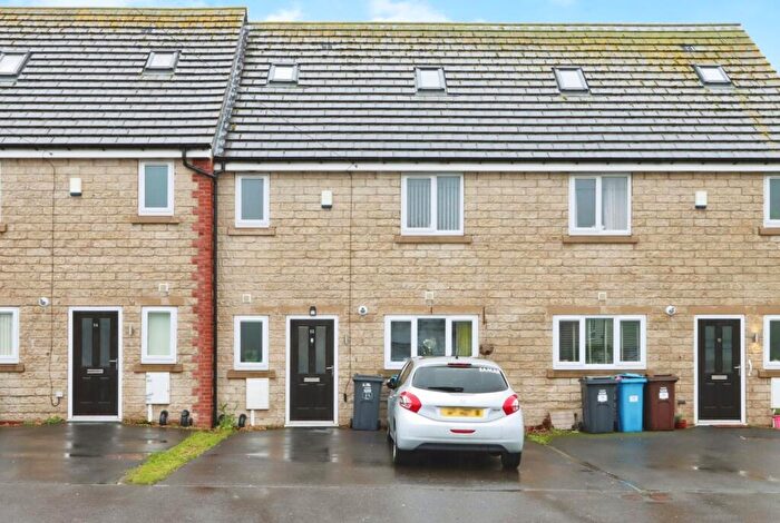 4 Bedroom Terraced House For Sale In Dyche Road, Sheffield, South Yorkshire, S8