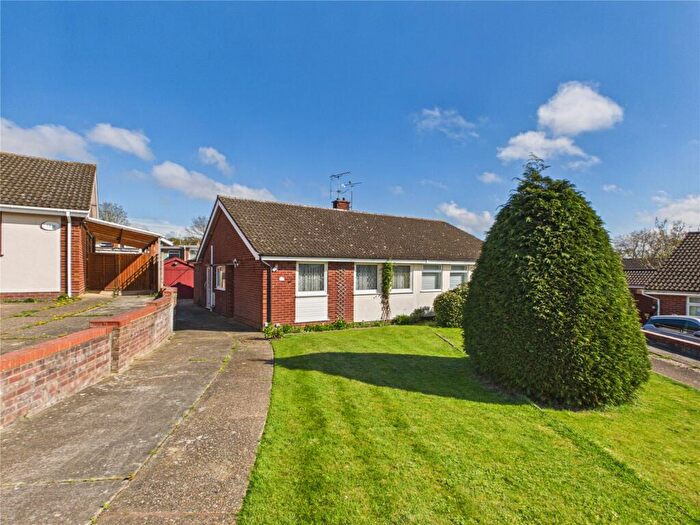 2 Bedroom Bungalow For Sale In Tinabrook Close, Ipswich, Suffolk, IP2