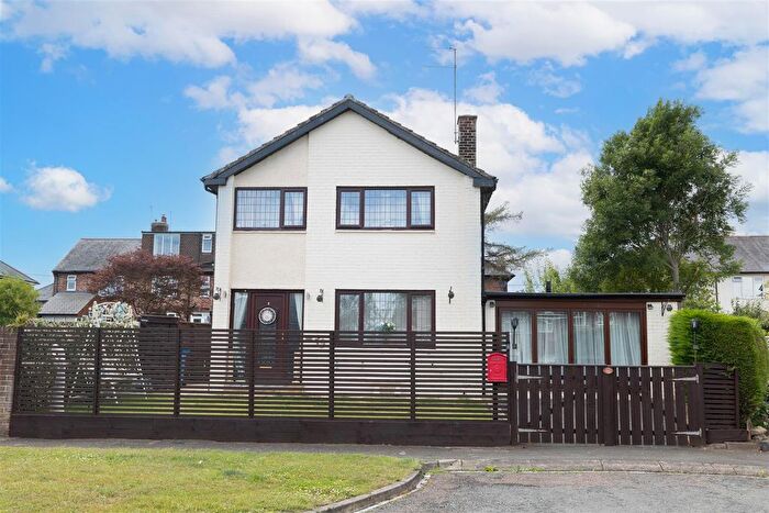 3 Bedroom Detached House For Sale In Pont View, Ponteland, Newcastle Upon Tyne, NE20
