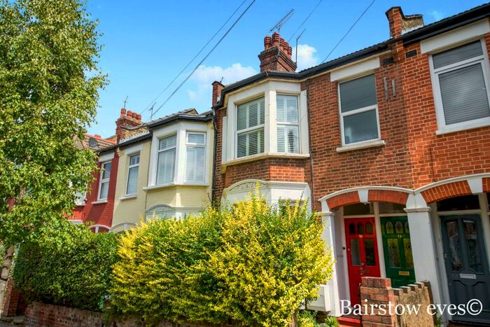 2 Bedroom Flat To Rent In Howard Road, Walthamstow, E17