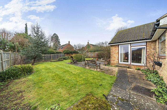 2 Bedroom Bungalow For Sale In Foyle Park, Basingstoke, Hampshire, RG21