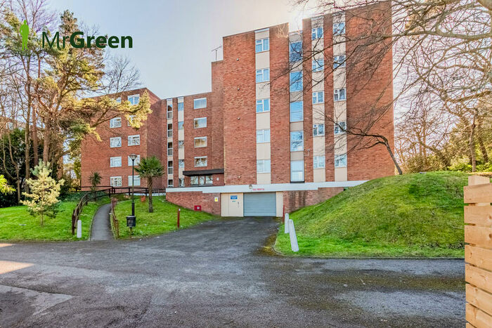 2 Bedroom Apartment To Rent In Derby Road, Bournemouth, BH1