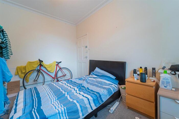 4 Bedroom House To Rent In Tiverton Road, Birmingham, B29